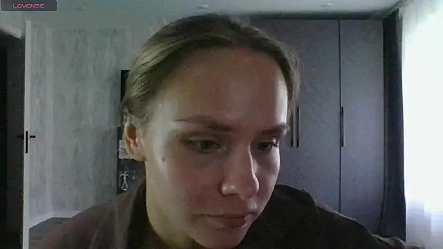 Annie_Cohn webcam