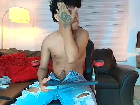 kristhofer_levis_ live cam on StripChat