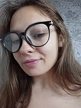 Olivia_OliV webcam