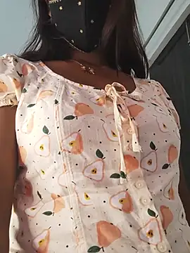 juhicpl143 (F young) - Boobs show