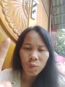 ana_hoa (F milf) - I am a poor girl. Please help me.