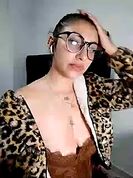 AliceTeenager___