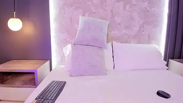alysson_moon_