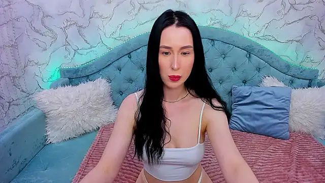 MiaVaine webcam