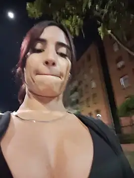 karolyne_babee webcam