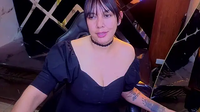 Afrodita_b_ live cam on StripChat
