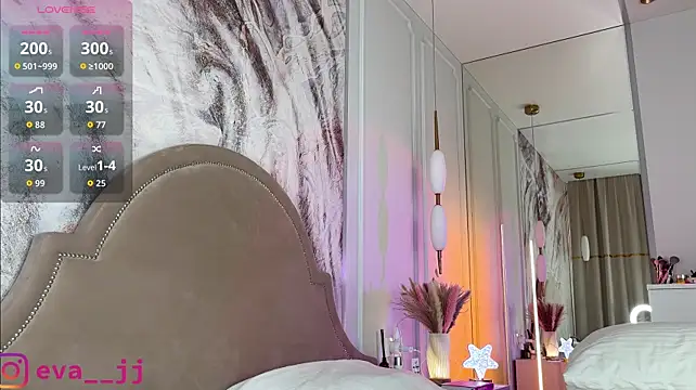 eva_jj (F young) - Naked and play with pussy
