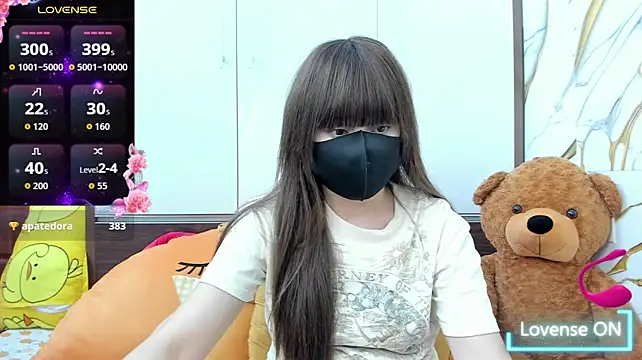 Ran-o0_Chan live cam on StripChat