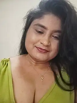hornyriyanka webcam