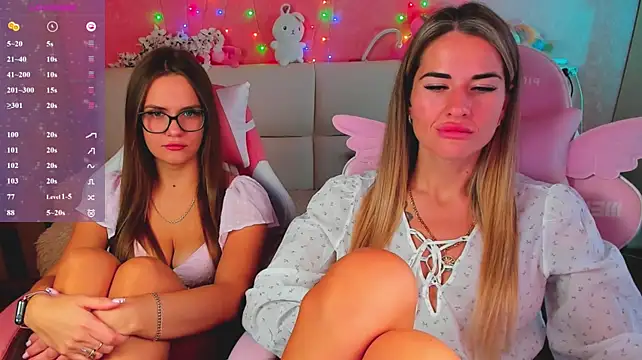 hotty_girls_here webcam