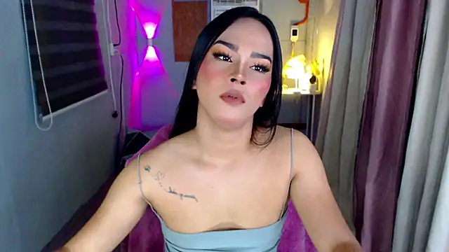 Emilda_Slut webcam