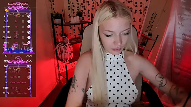 AnyaTaylor_