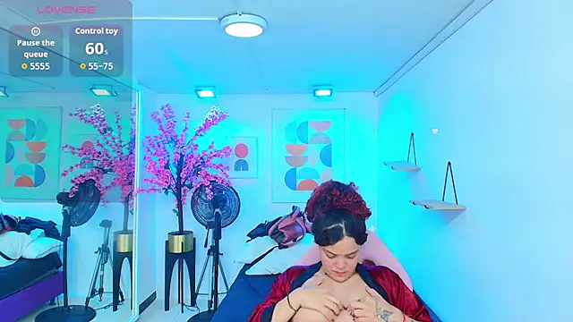 Maggy_t18 webcam