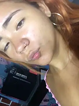 laylamoon live cam on StripChat