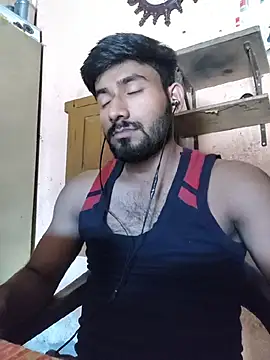 Lustynani1 live cam on StripChat