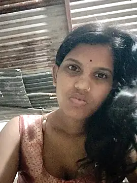 Hott_Surabhi