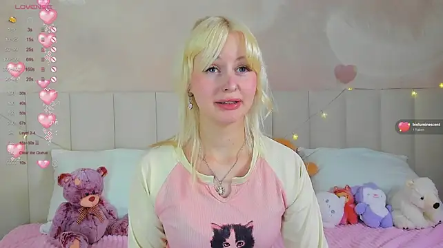 AdeleSilvy webcam