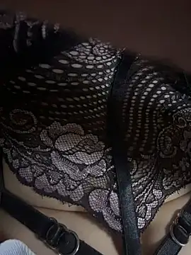 SaraDiamond_01 webcam