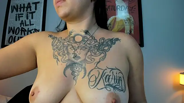 Meedussa_noir webcam