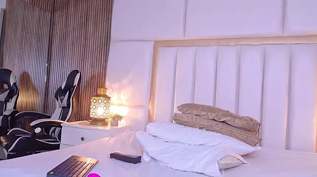 MarianaHolms webcam