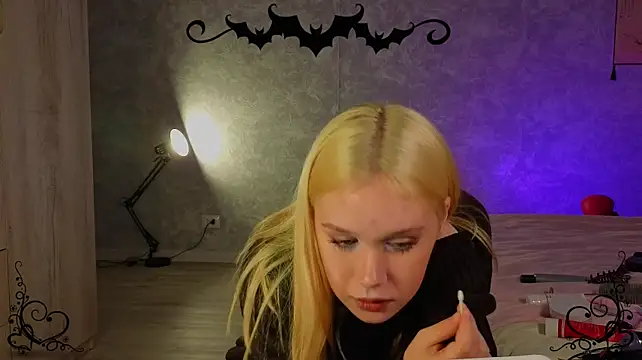 Mia_Luw
