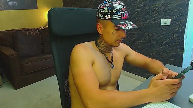 RomeoBodhi webcam