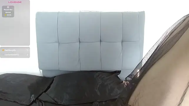 Moon_Ashley_ webcam