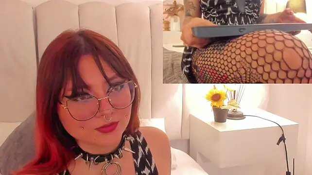leah_bloom_