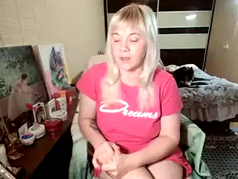 Lia_Laguna77