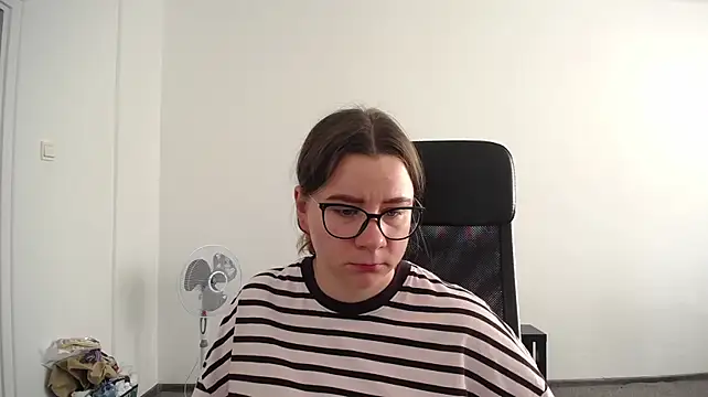 littleviki7 webcam