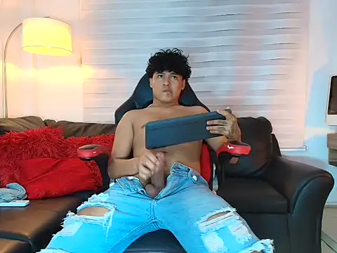 kristhofer_levis_ webcam