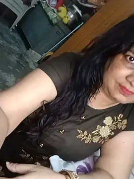 Desi_couple85 live cam on StripChat