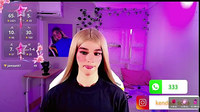 Sophiaa_doll_ webcam