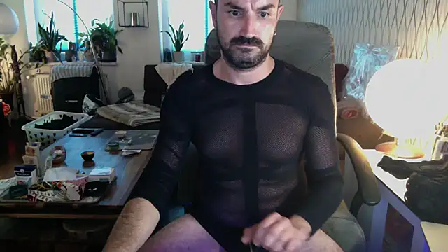 tomz0819