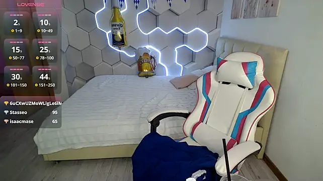 aliicemeow