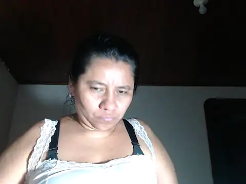adrixxx38 live cam on StripChat