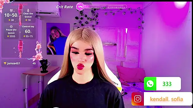 Sophiaa_doll_