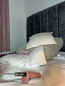 Bella045