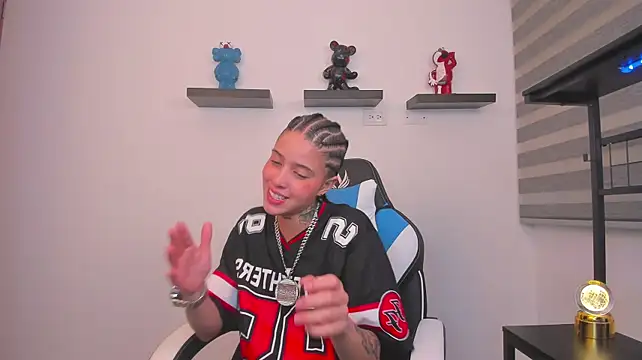 Gangster_Girl