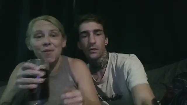 2-BLUNT-CUNTS