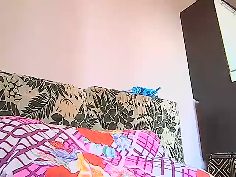 bambolino1978 live cam on StripChat