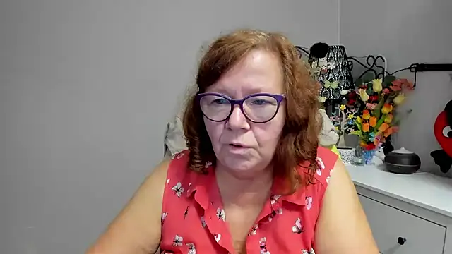Adelewildx live cam on StripChat