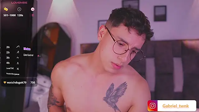 i_gabriel (M young) - SHIRT OFF