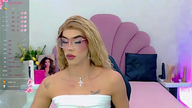 Model: briana_sex32