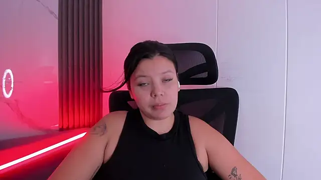 alondraevans (F young) - RUB MY PUSSY AND SHOW BOOBS