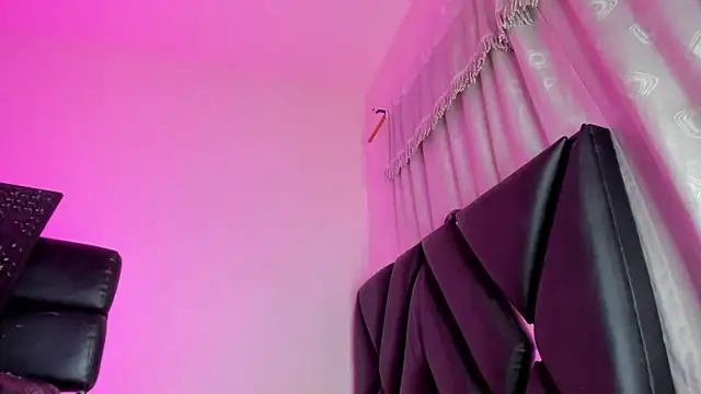 stephany_doll_ live cam on StripChat