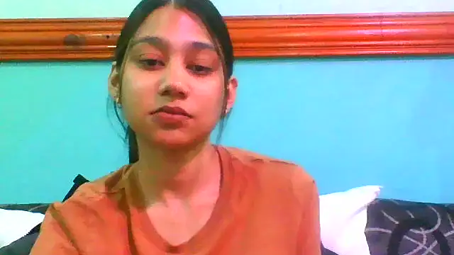 prettysmileaaliyah webcam