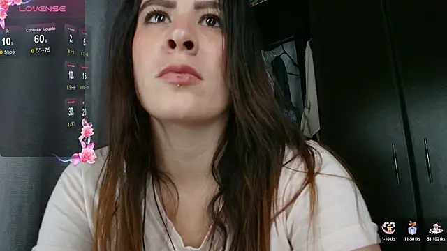 ImSophieFox webcam