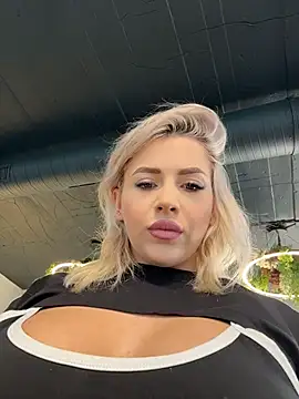 IveySin webcam