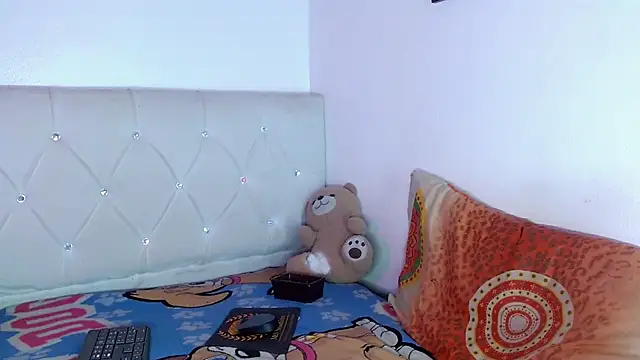 Angel_foxc13